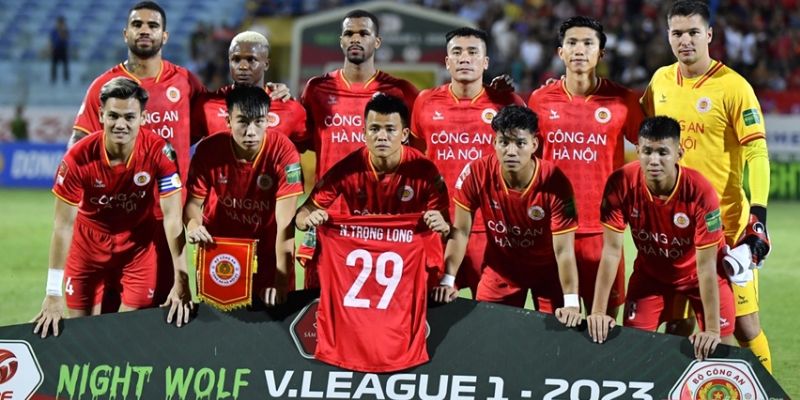 V-League | Giải Đấu Đỉnh Cao Của Làng Bóng Đá Việt Nam 33 V-League là giải đấu cao nhất trong bóng đá Việt Nam